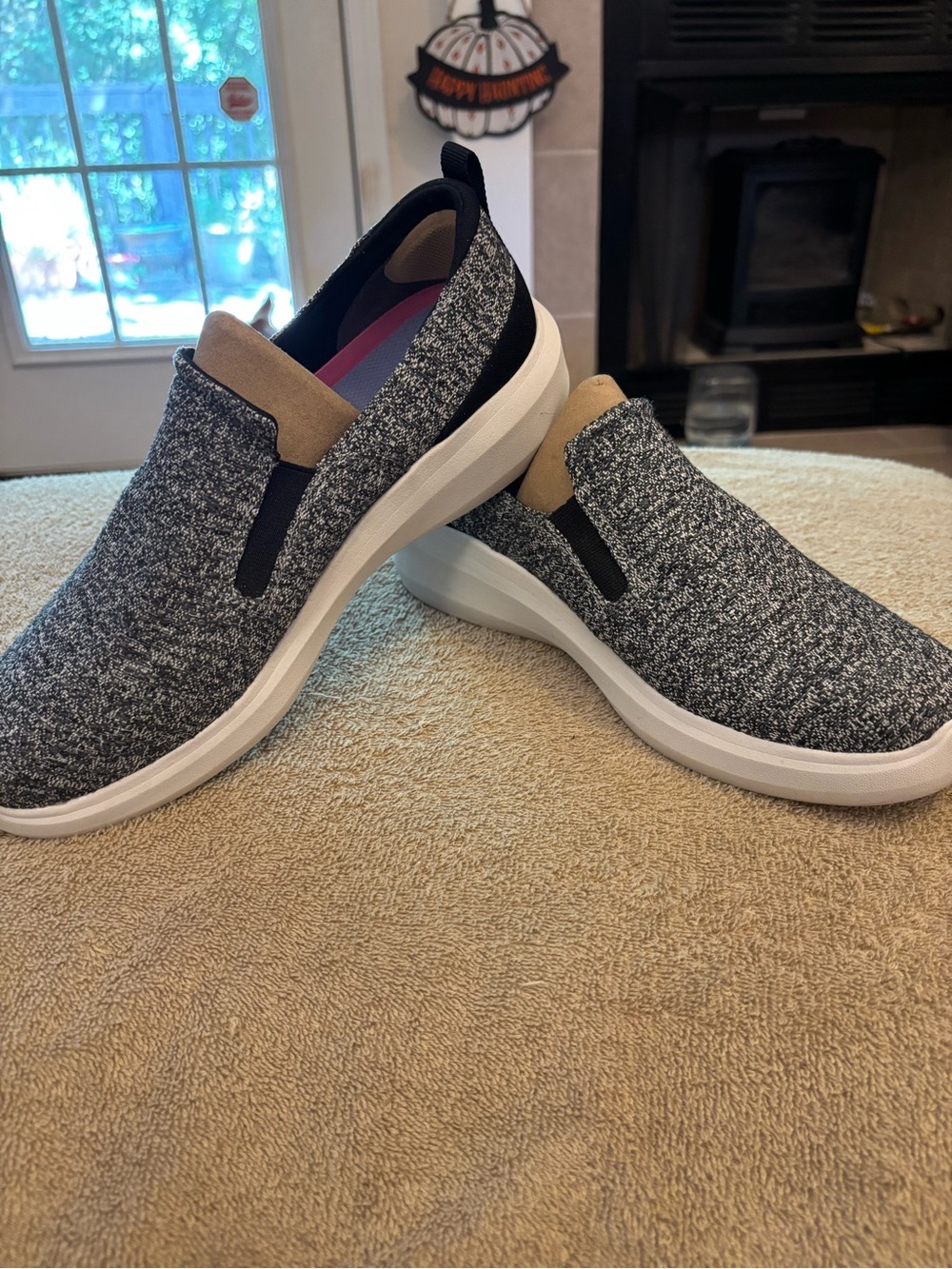 Ryka Ally Slip-On Knit Sneakers in Gray and black Sz 9.5W